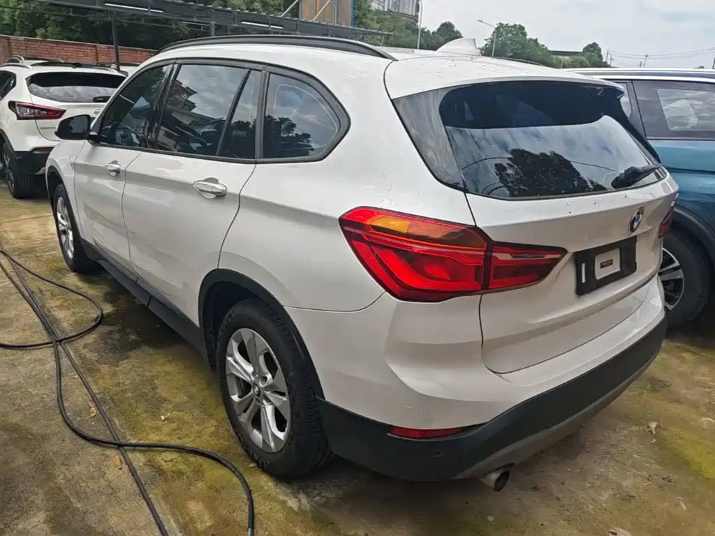 BMW X1 — миниатюра 5