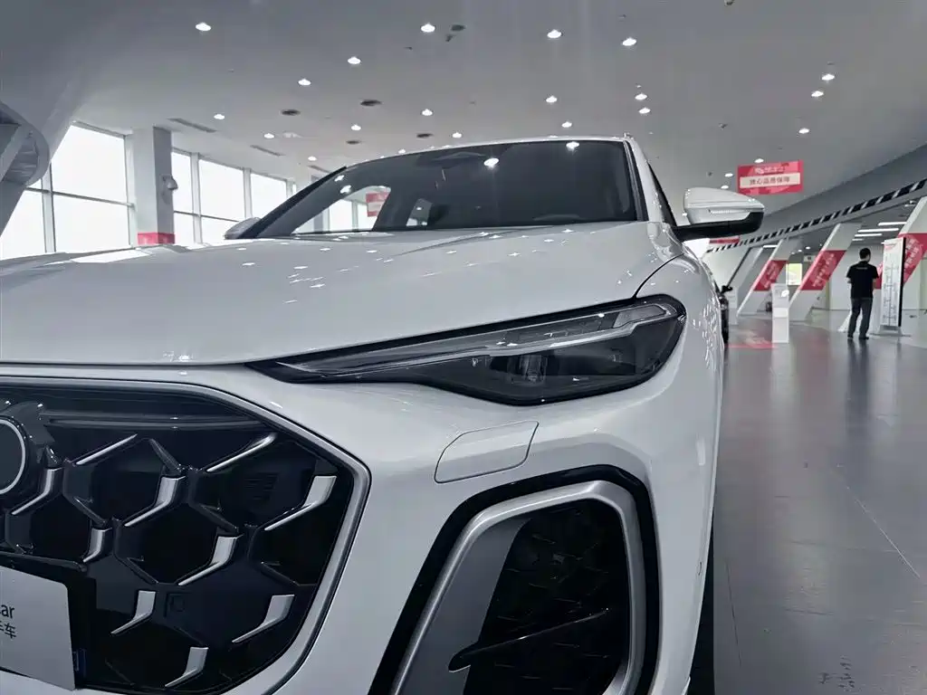 Audi Q5L 2026 2.0T Luxury