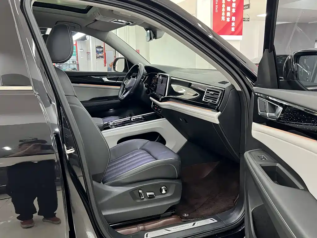 Volkswagen Teramont — миниатюра 6