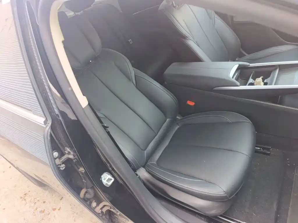 Buick LaCrosse — миниатюра 25