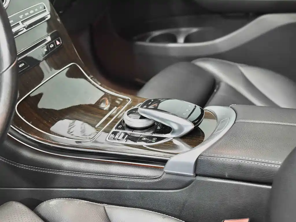 Mercedes-Benz GLC — миниатюра 4