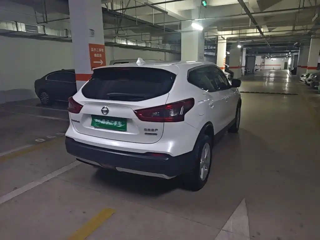 Nissan Qashqai — миниатюра 7