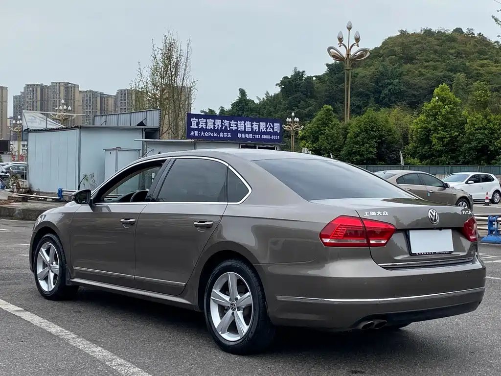 Volkswagen Passat — миниатюра 13