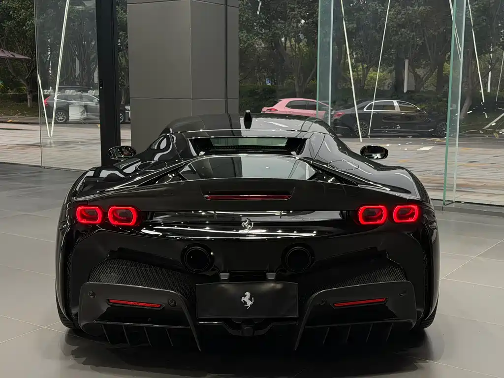 Ferrari SF90 2020 3.9T V8 Stradale