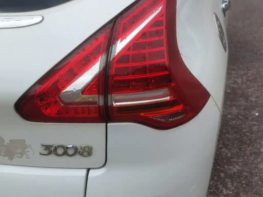 Peugeot 3008 — миниатюра 12