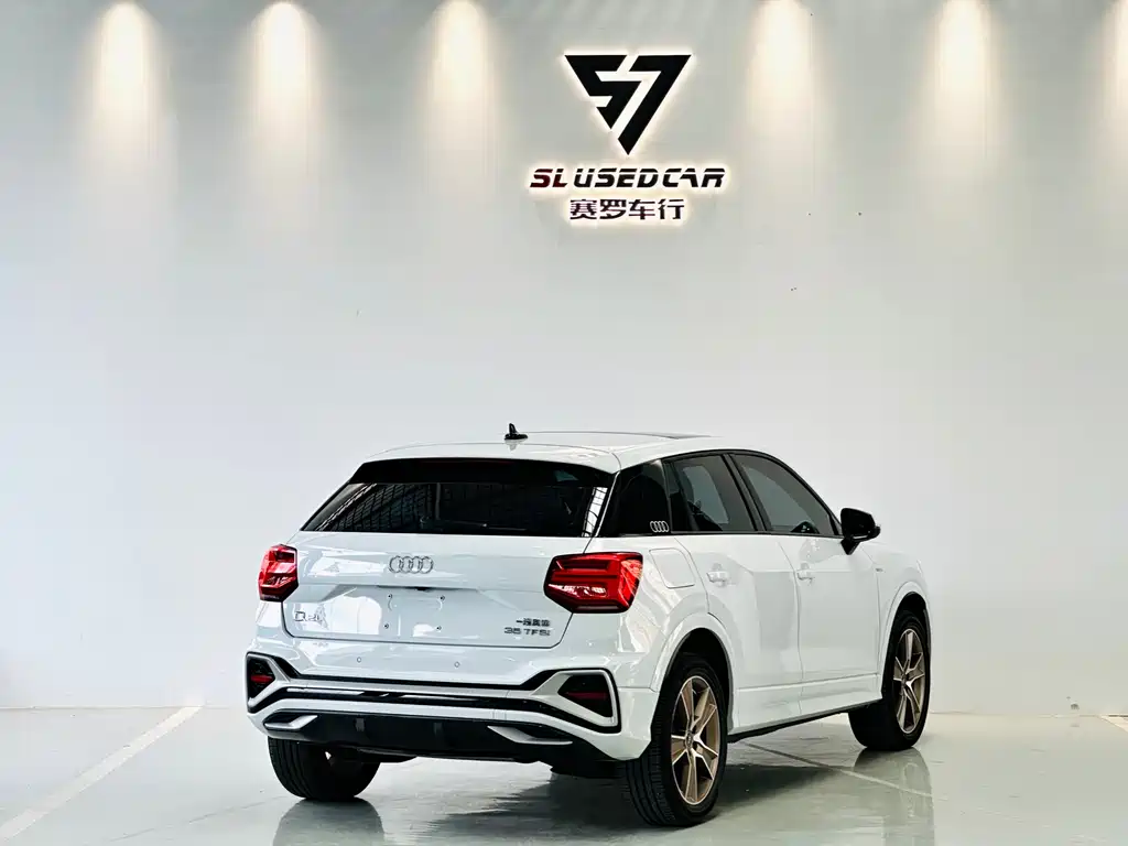 Audi Q2L 2024 35TFSI