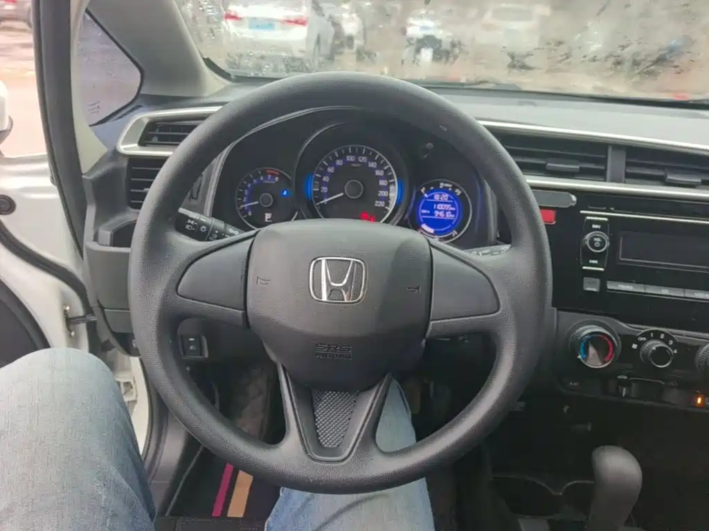 Honda Fit — миниатюра 11