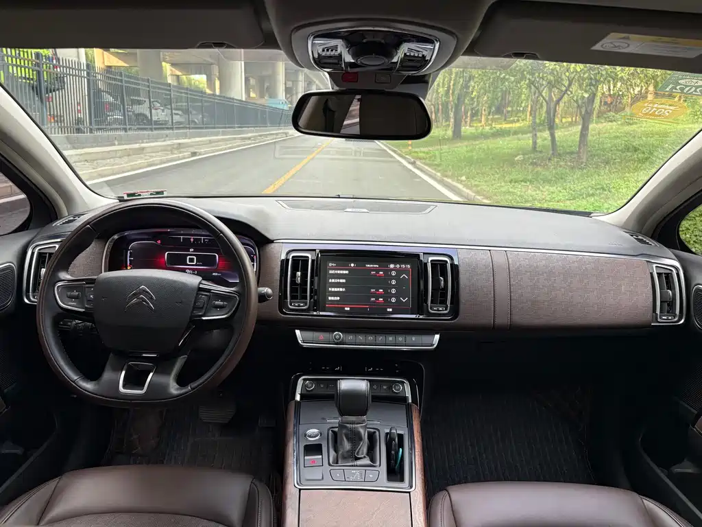 Citroen C6 — миниатюра 5