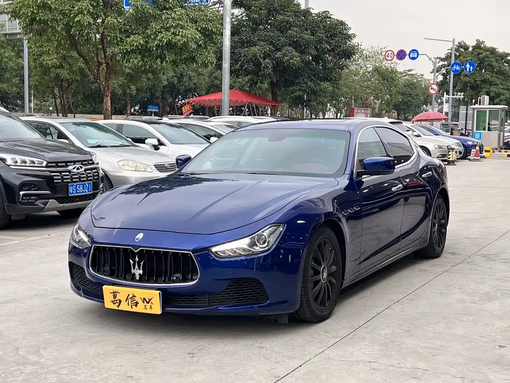 MASERATI GHIBLI