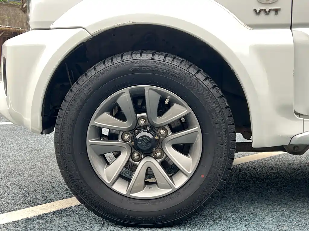 Suzuki Jimny — миниатюра 9