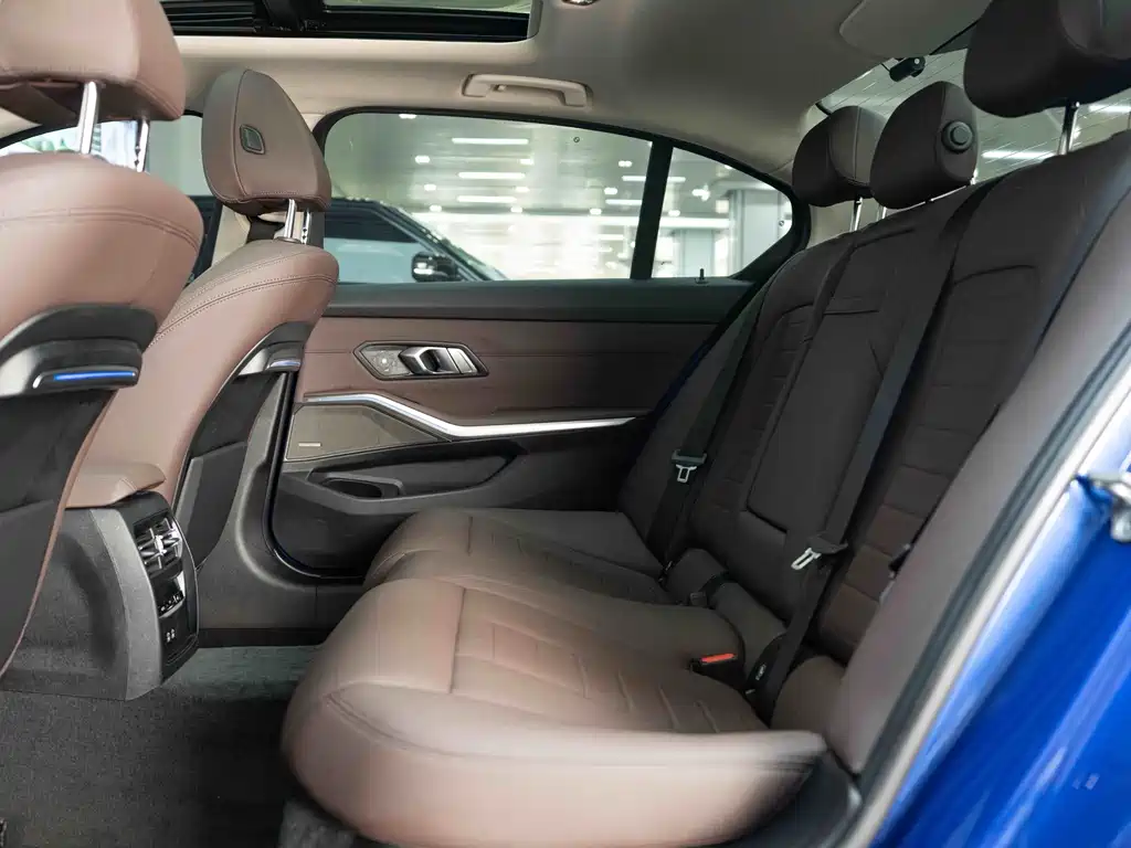 BMW 3 Series — миниатюра 16