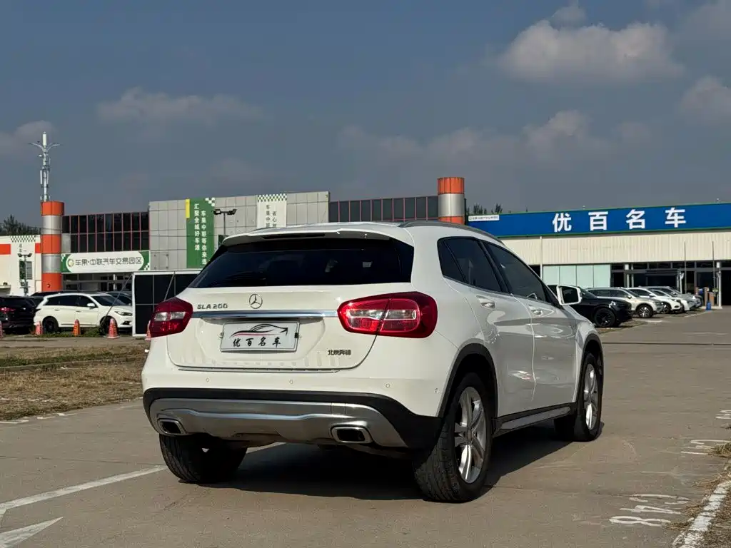 Mercedes-Benz GLA — миниатюра 6