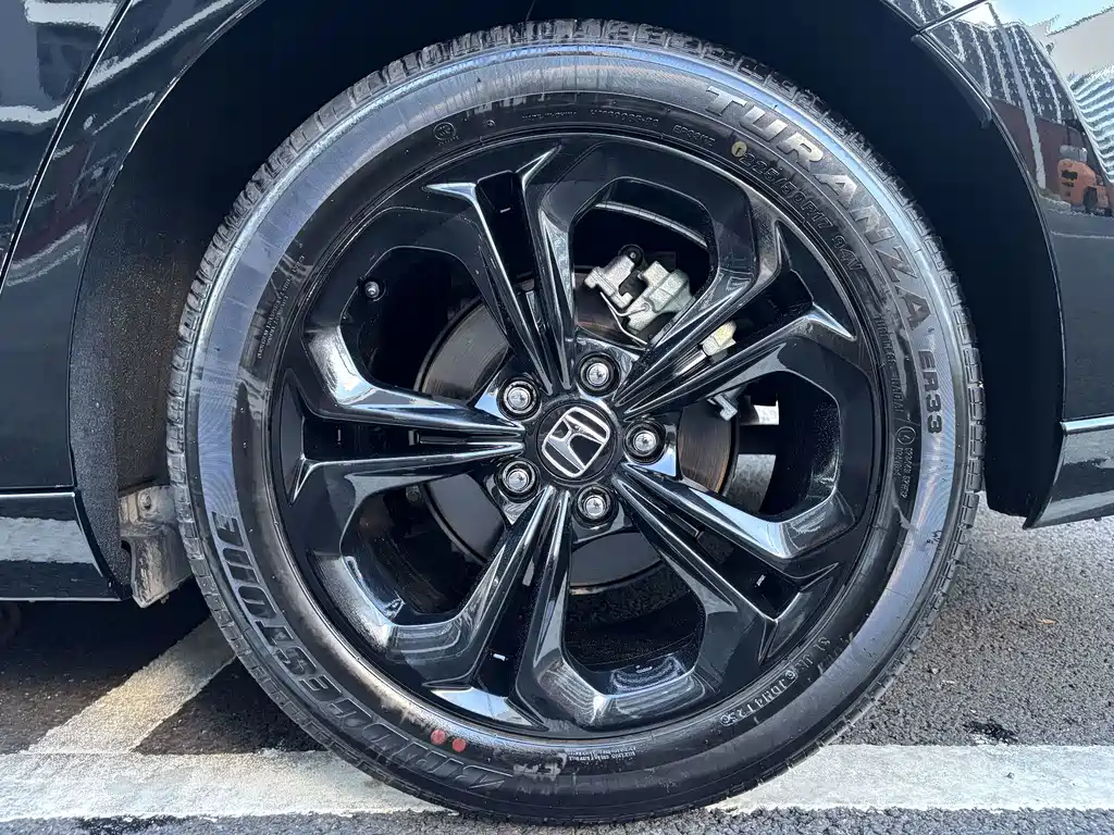 Honda Accord — миниатюра 14