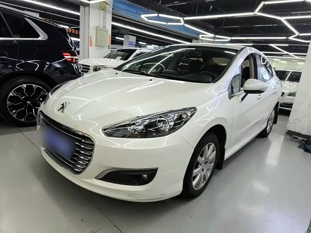 Peugeot 308 — миниатюра 2