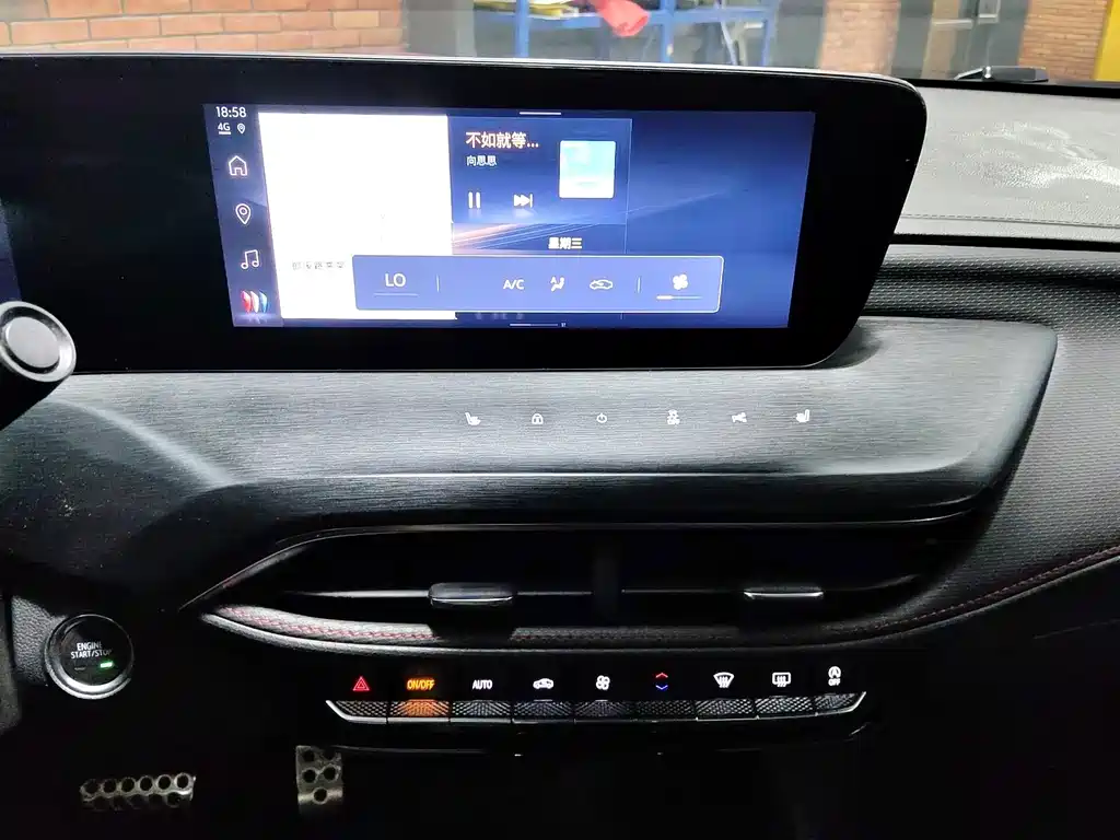 Buick Verano — миниатюра 14