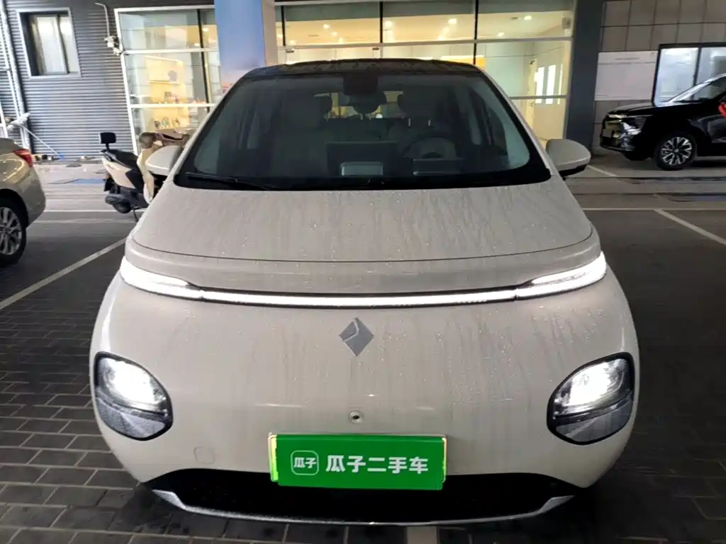 Baojun Yunduo — миниатюра 3
