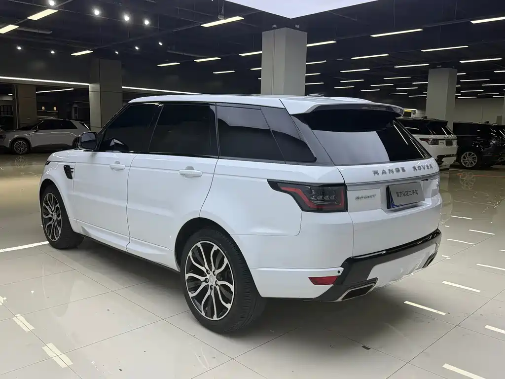 Land Rover Sport — миниатюра 7