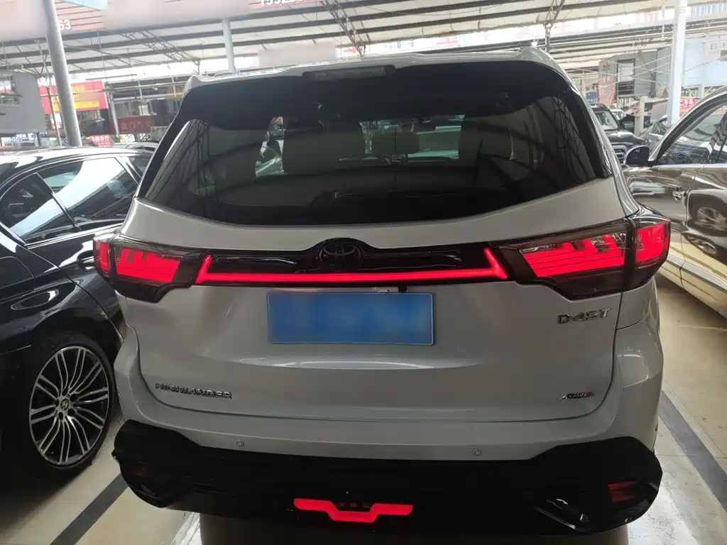 Toyota Highlander — миниатюра 4