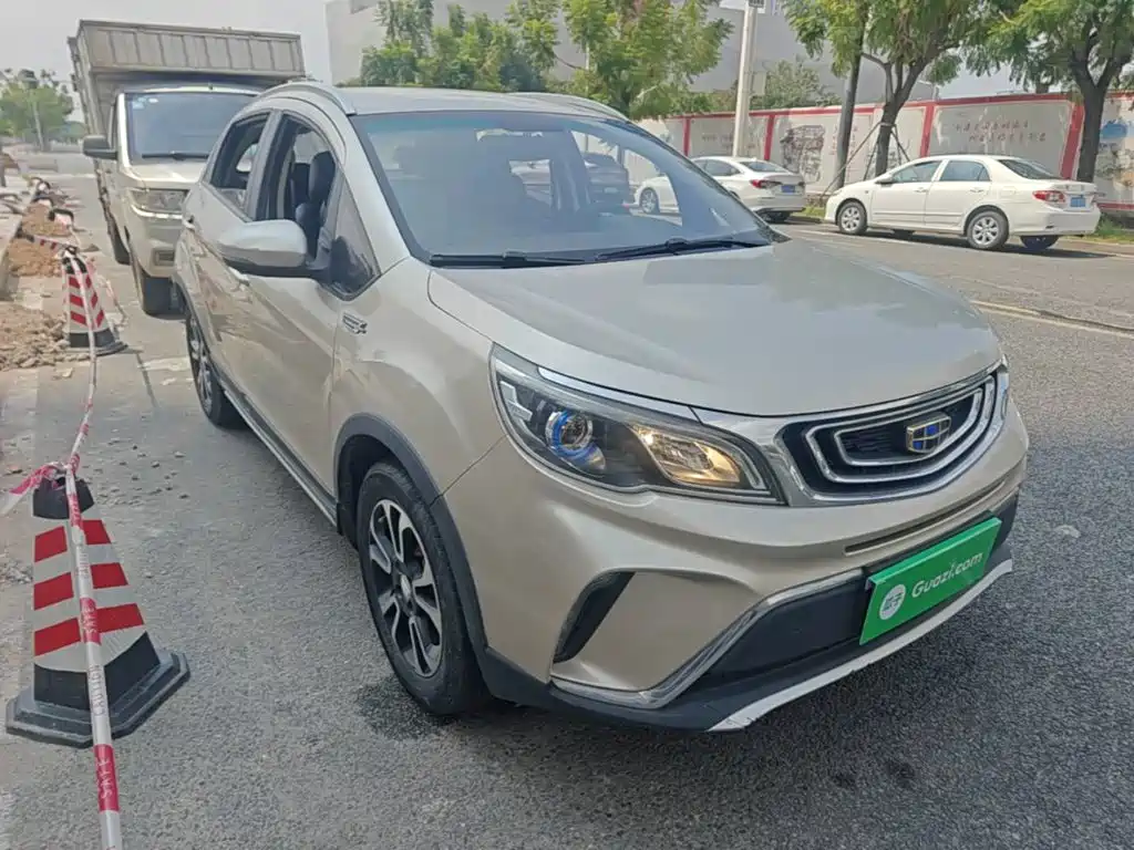 Geely Vision X3 — миниатюра 4