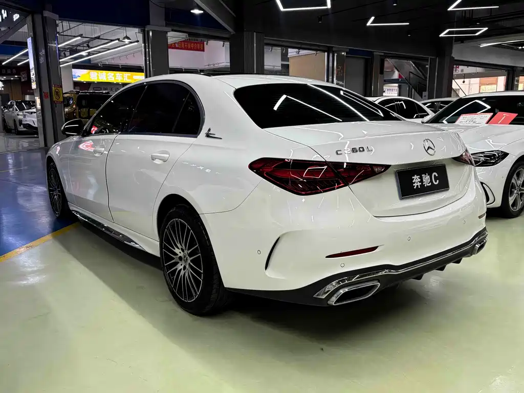 Mercedes-Benz C-Class — миниатюра 9