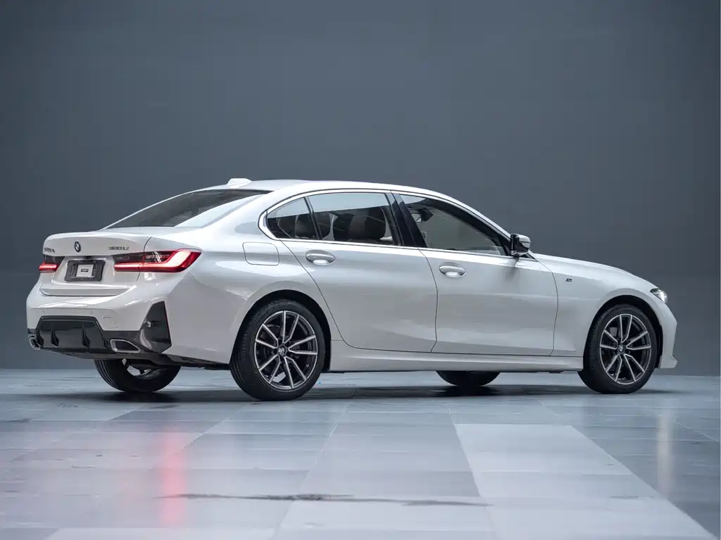 BMW 3 Series — миниатюра 9