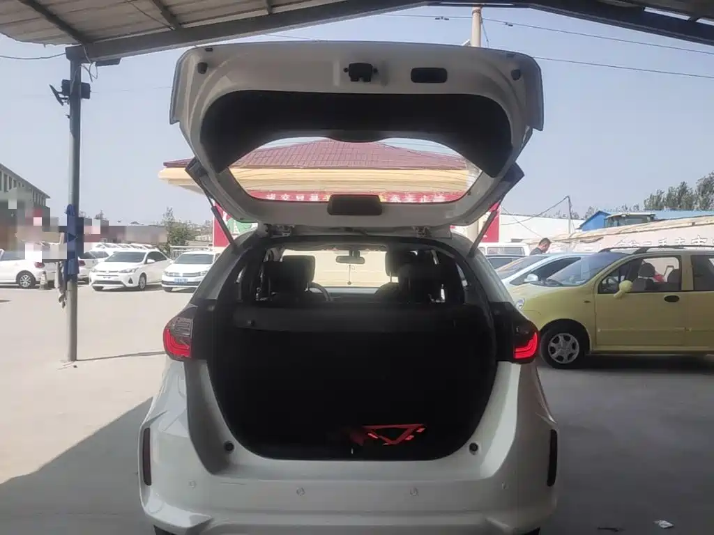 Honda Fit — миниатюра 19