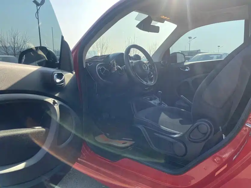 smart Smart Fortwo — миниатюра 9