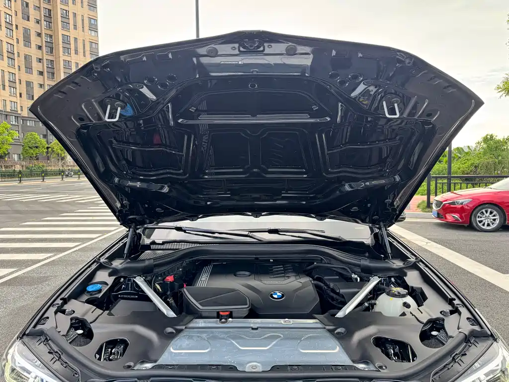 BMW X3 — миниатюра 9