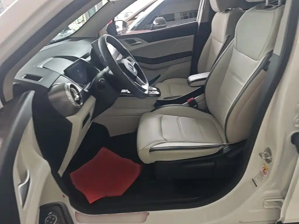 BYD Yuan Pro — миниатюра 15