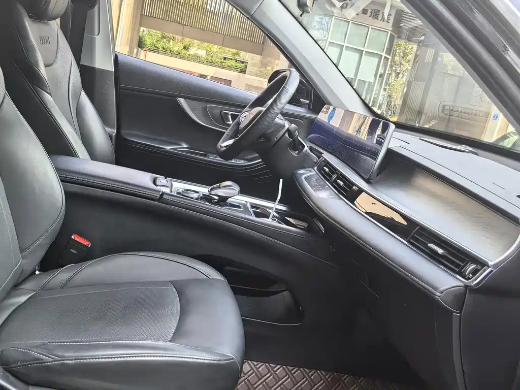 Chery Tiggo 8 Pro 2022 — фото 11