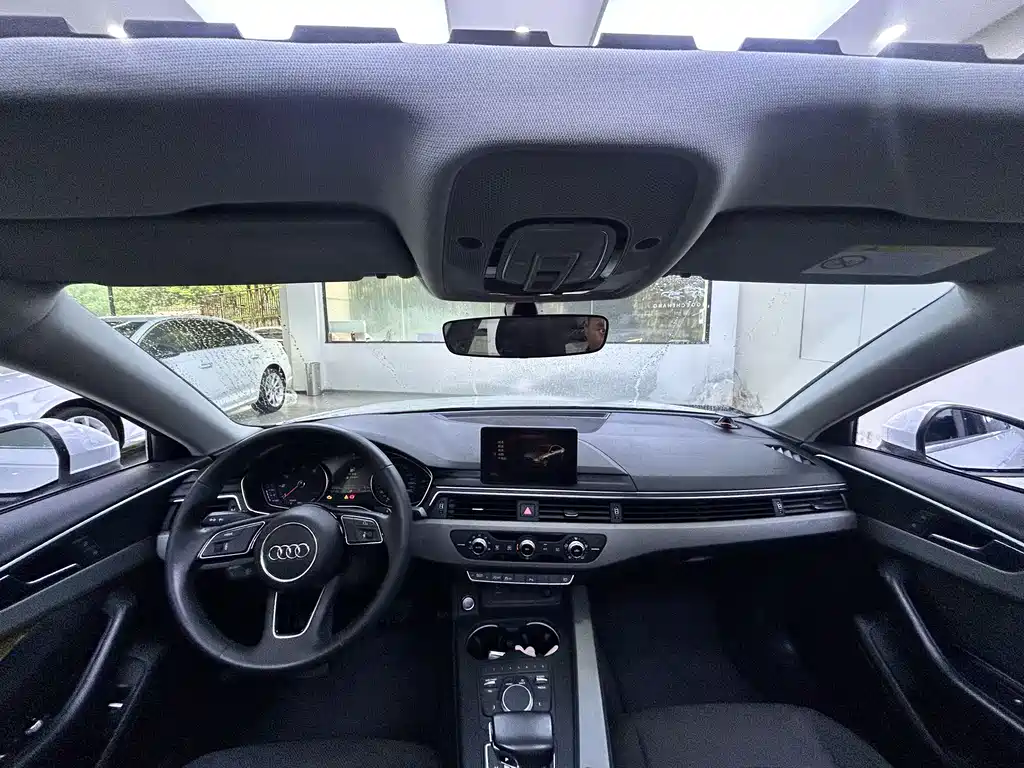 Audi A4L 2018 30 40 TFSI