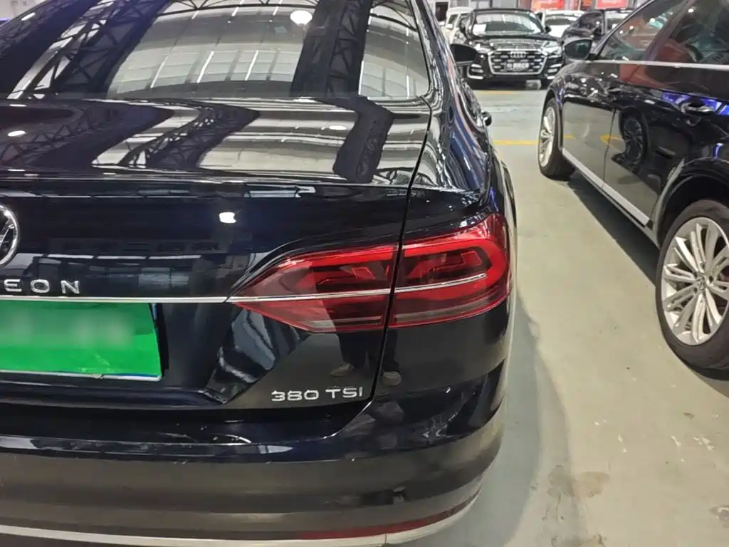 Volkswagen Phideon — миниатюра 8