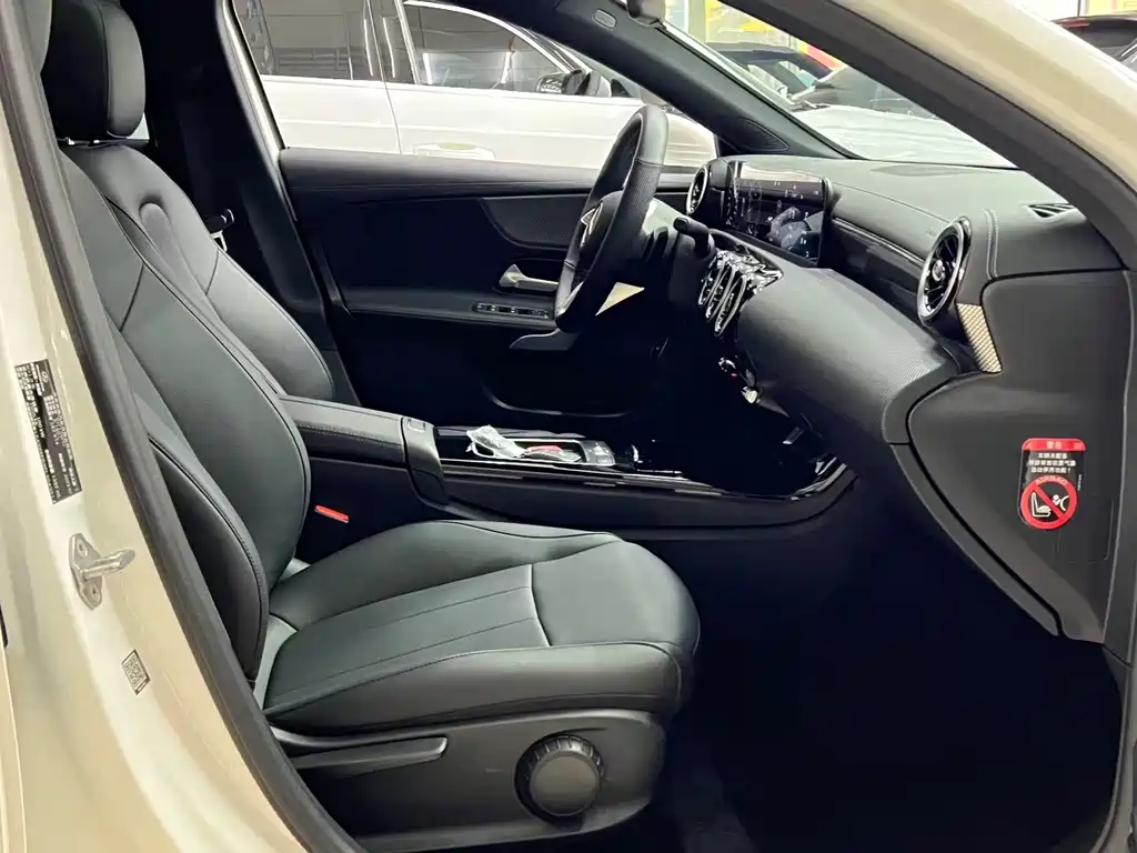 Mercedes-Benz A-Class — миниатюра 19