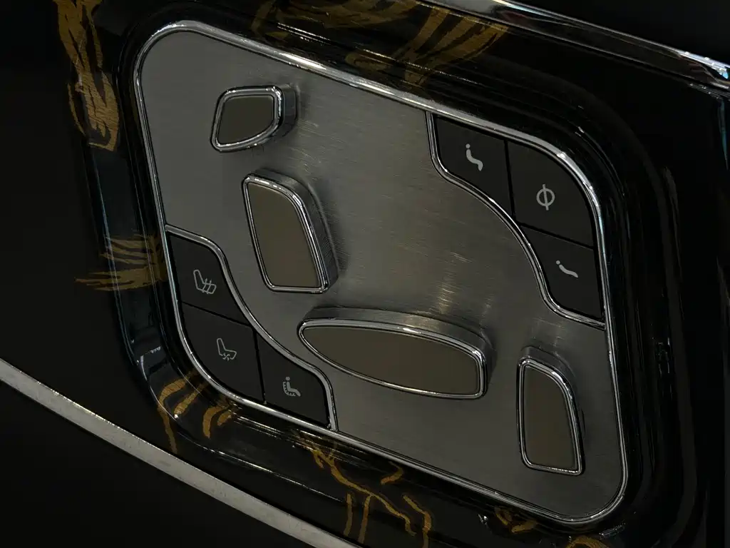 Mercedes-Benz V-Class — миниатюра 15