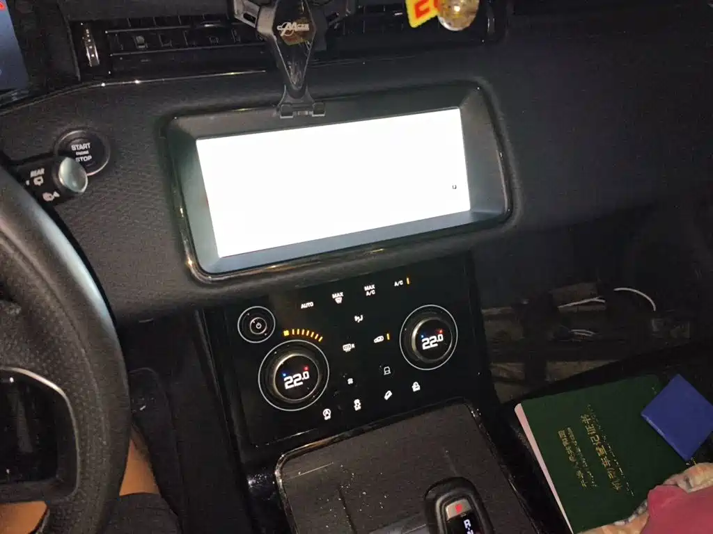 Land Rover Evoque — миниатюра 9