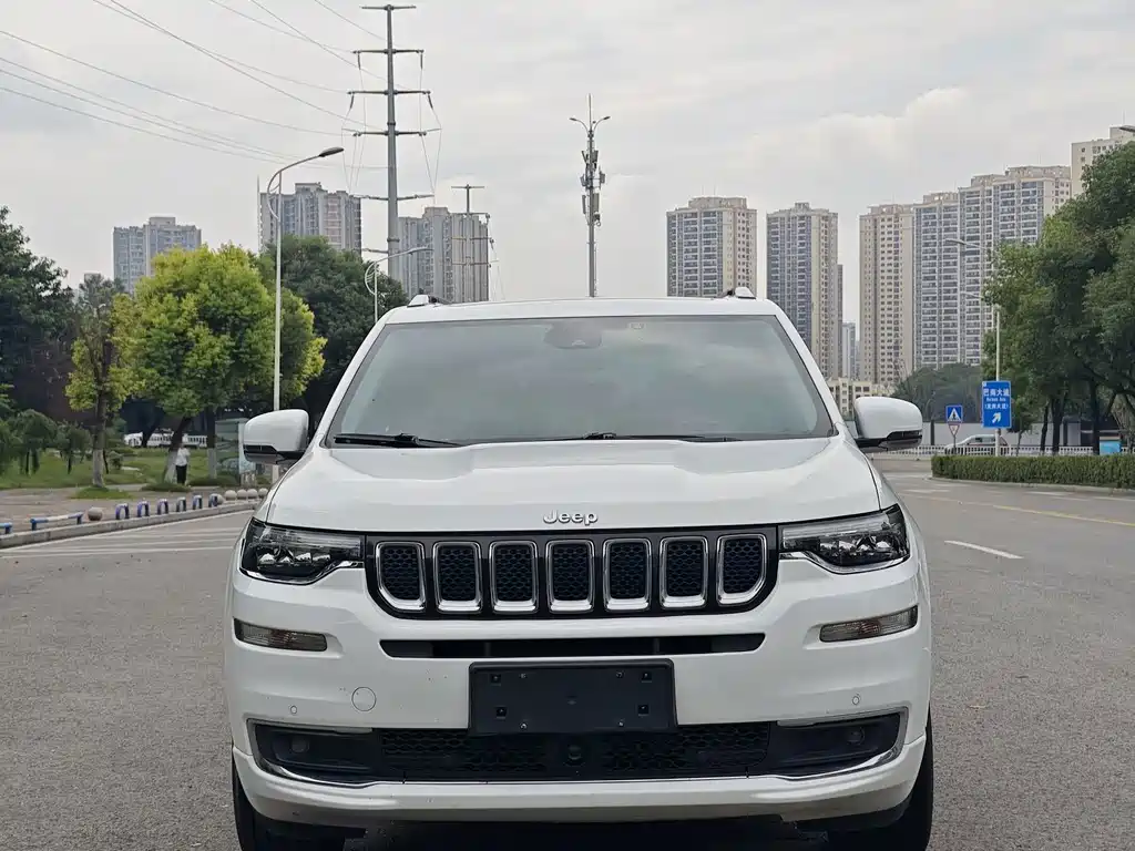Jeep Grand Commander — миниатюра 2