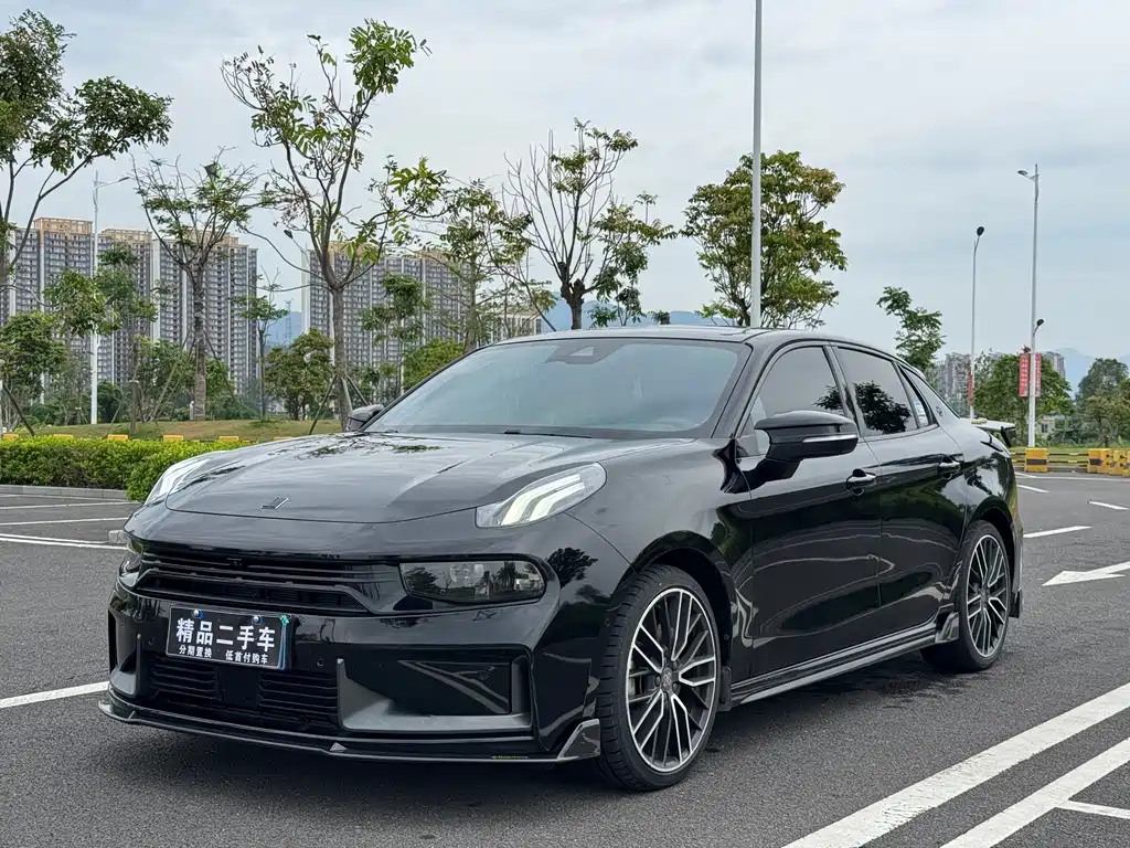 Lynk & Co 03 2020
