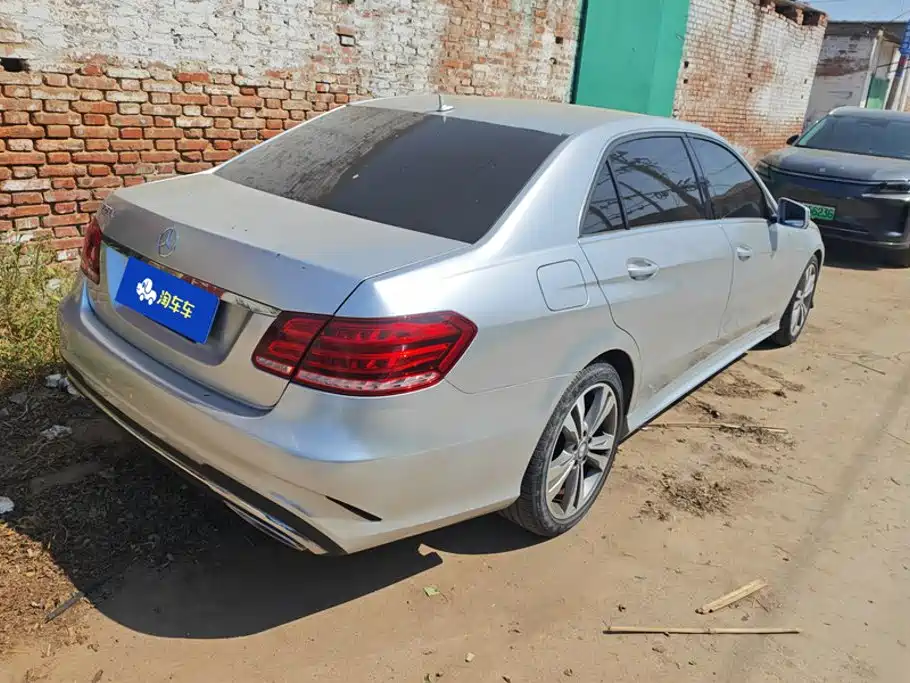 Mercedes-Benz E-Class — миниатюра 3