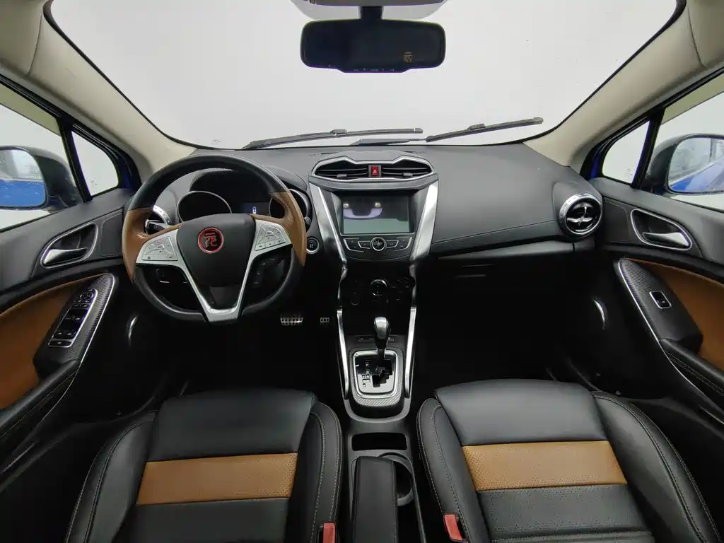 BYD Yuan 1.5TID Auto Flagship Type, фото 5