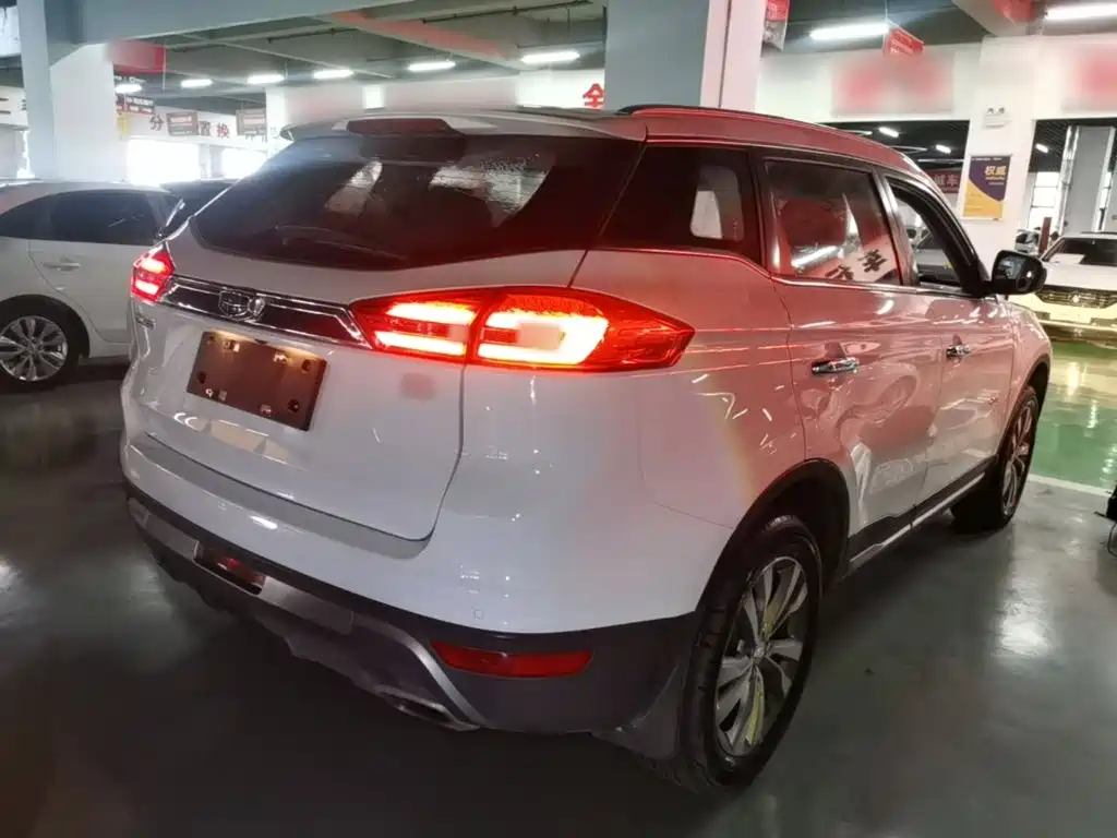 Geely Boyue — миниатюра 7