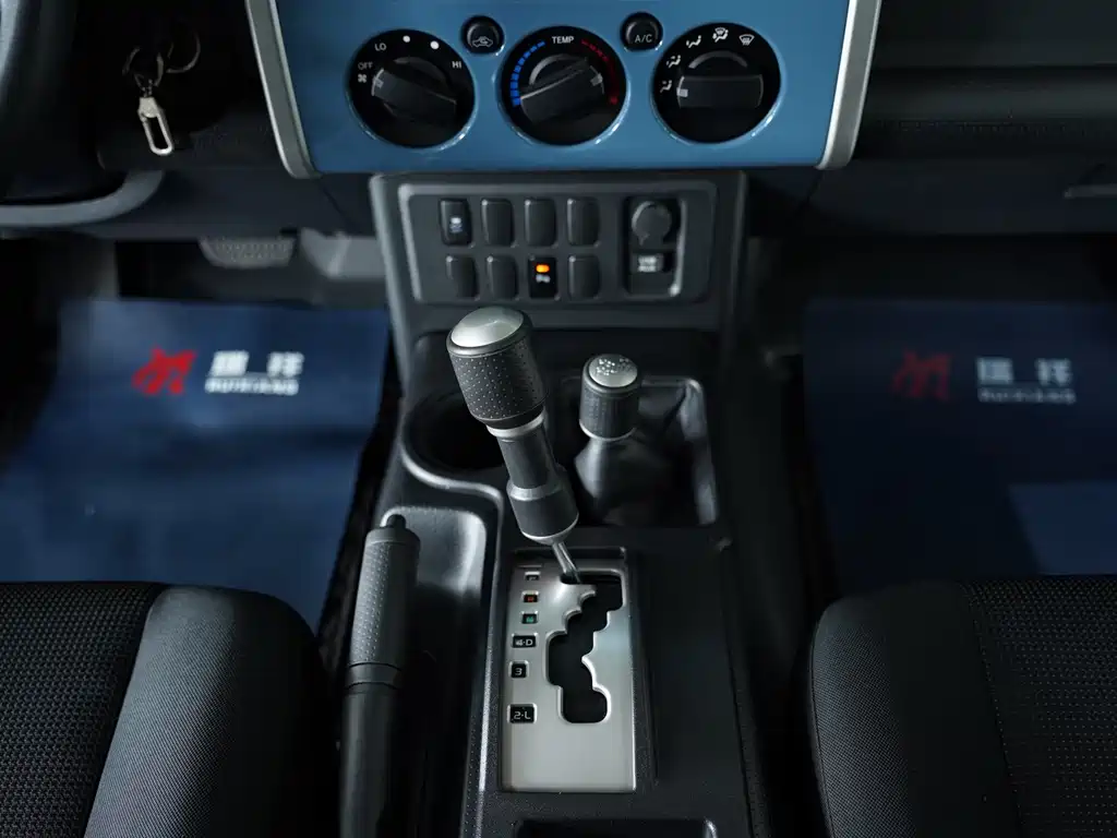 Toyota FJ Cruiser FJ 2016 4.0L AT