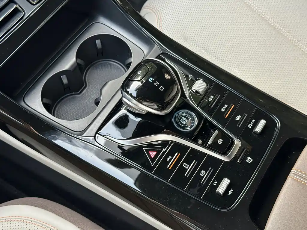 BYD Qin PLUS — миниатюра 14