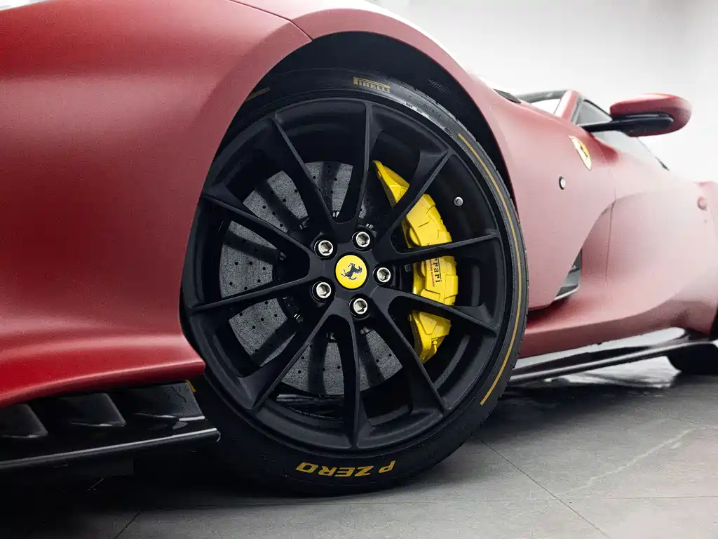 Ferrari 812 2021 6.5L Competizione