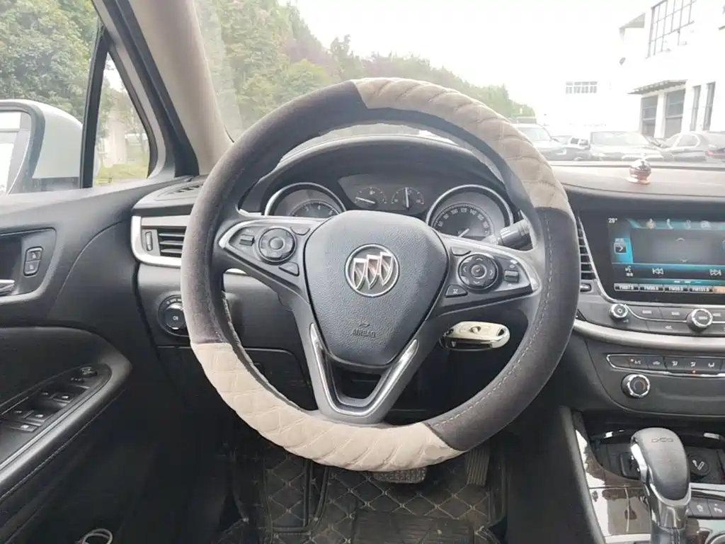 Buick Verano — миниатюра 3