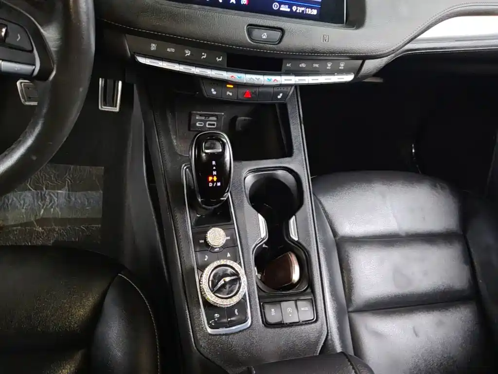 Cadillac XT4 — миниатюра 14