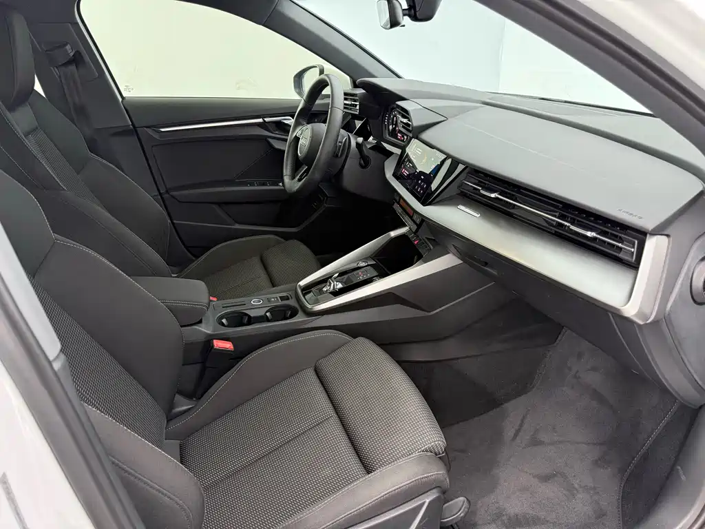Audi A3 — миниатюра 9