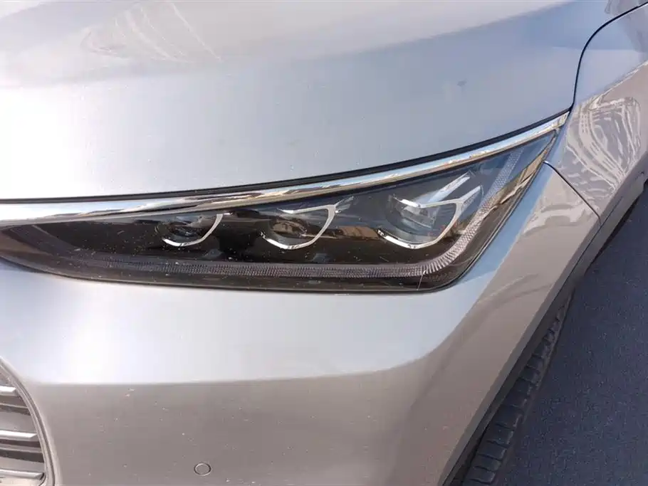 BYD TANG