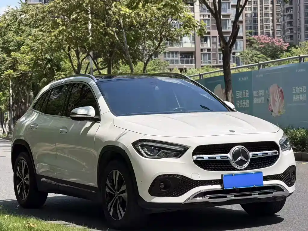 Mercedes-Benz GLA — миниатюра 2