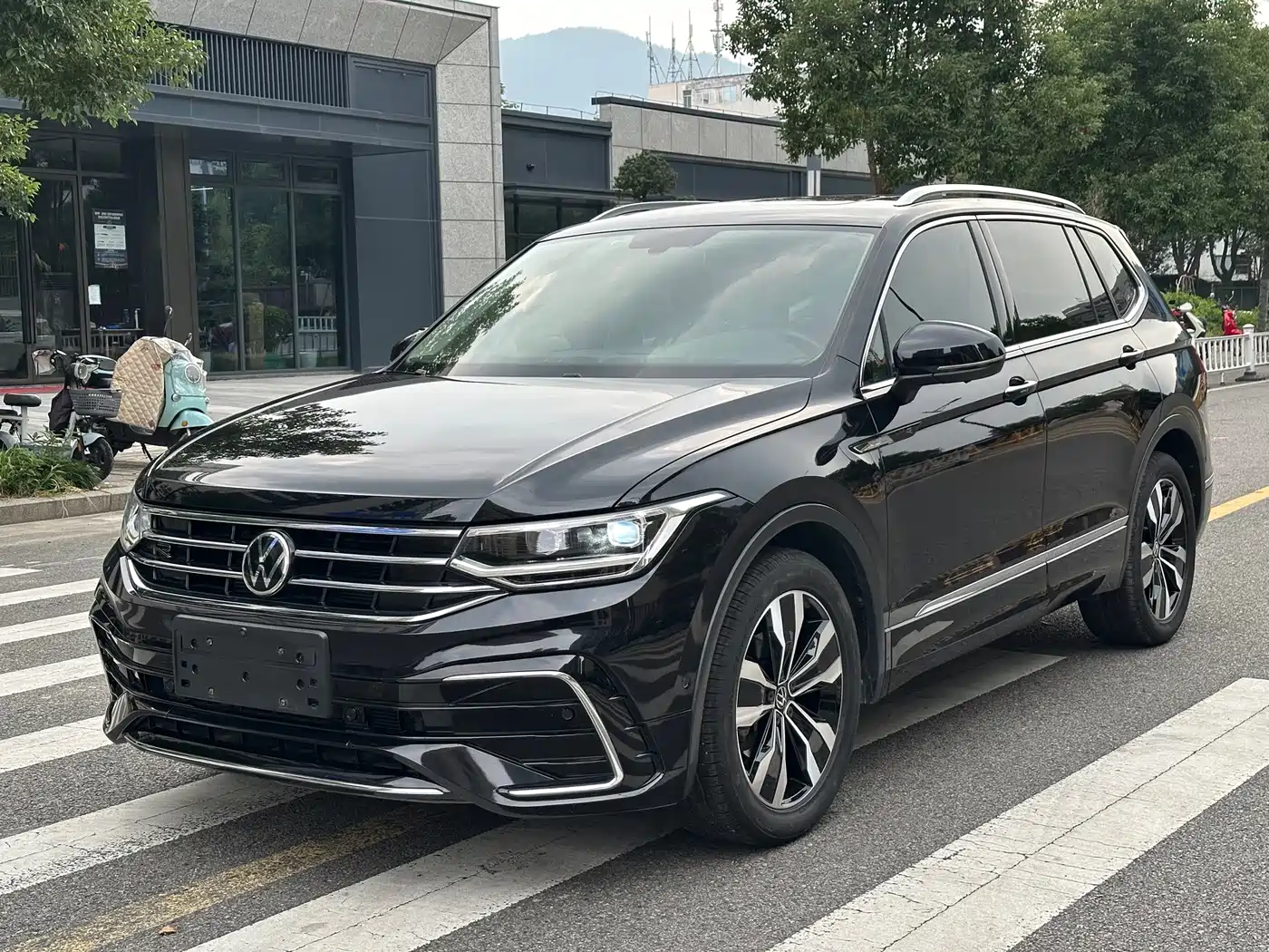 途观L 2021款 330TSI 自动两驱R-Line越享版 2022