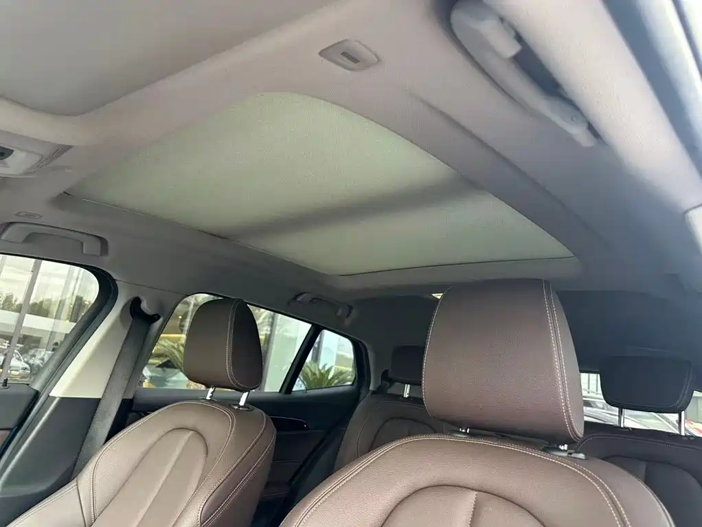 BMW X2 2022 — фото 11